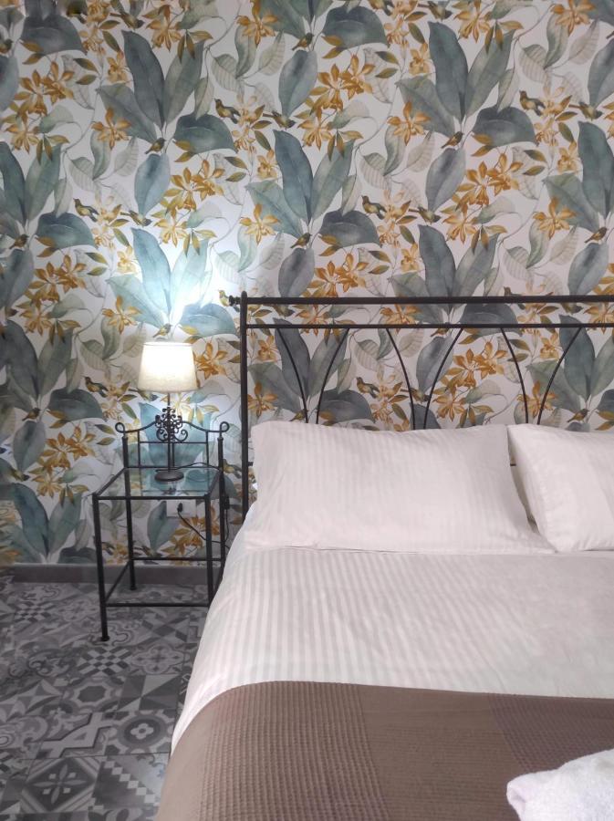 B&B Casa Carola Катания Экстерьер фото